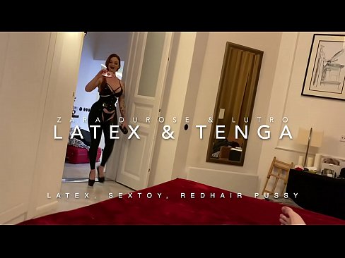 ❤️ Nwa nkịrịkọ na-acha uhie uhie yi uwe latex nke nnochi anya ❌ Ihe na-akpali agụụ mmekọahụ n'ụlọ ❌